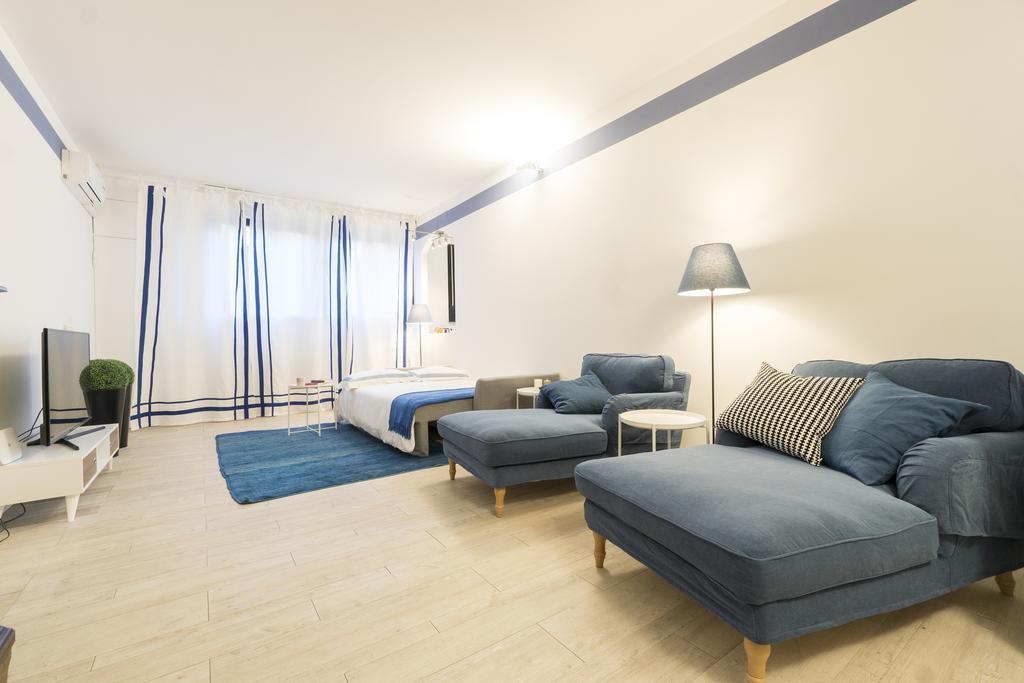 Dante Suite Private Parking Болонья Экстерьер фото
